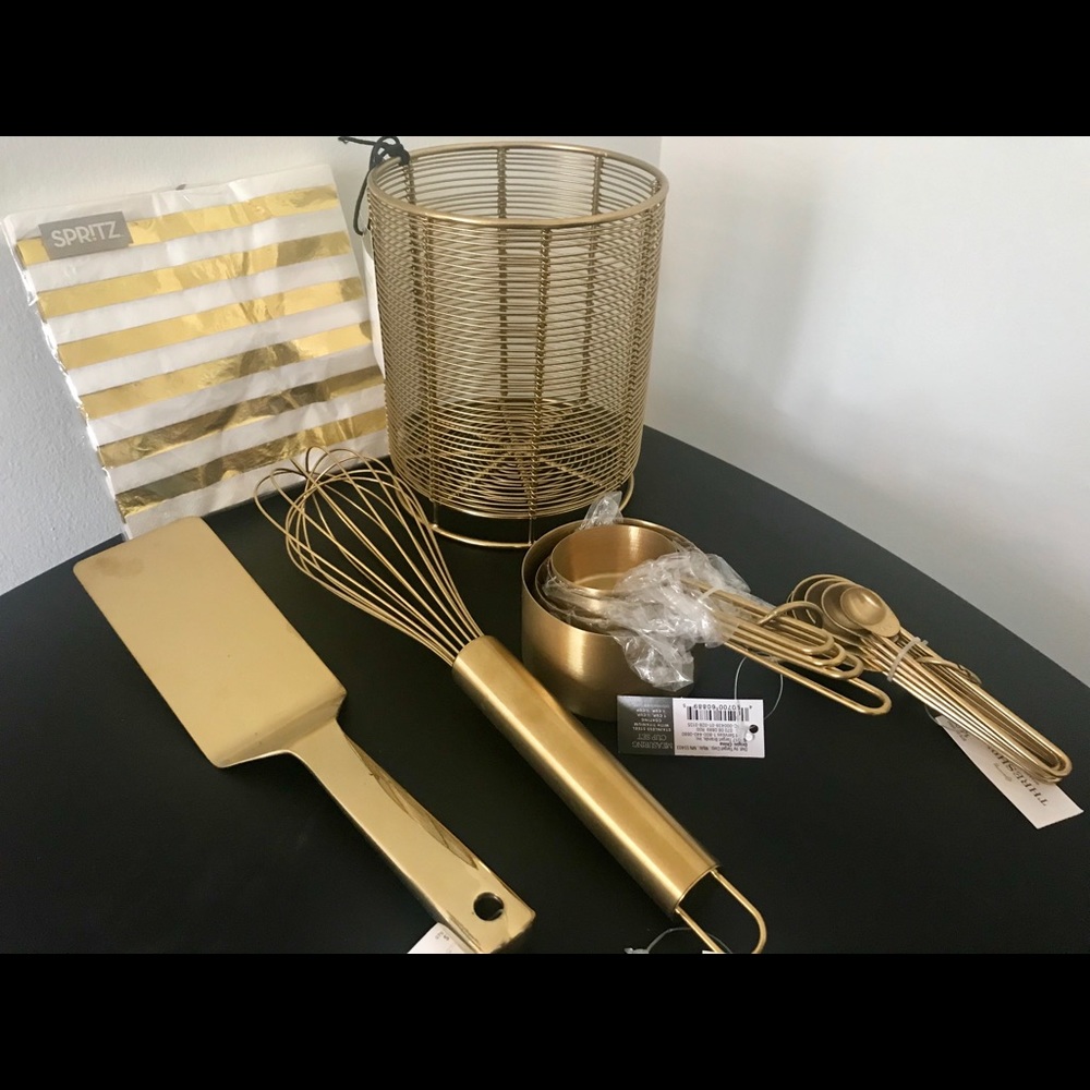 Six Piece Utensil Set